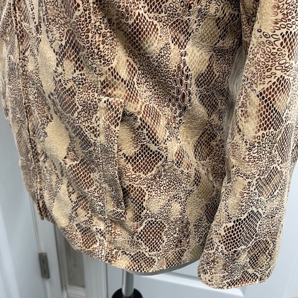 Alfred Dunner Animal Print Blazer Jacket - Picture 4 of 9